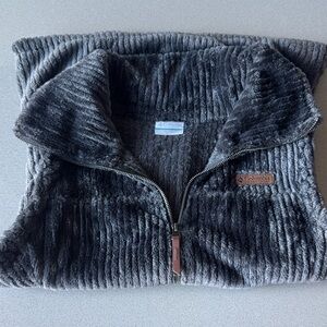 Columbia Sherpa Vest Ribbed Zip Vest in Charcoal Gray